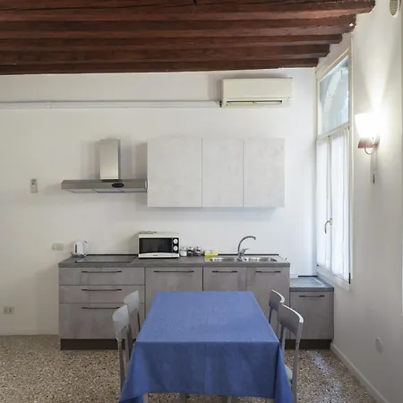 Melusina Rialto Apartament *