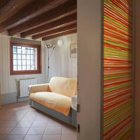 Apartmán Melusina Rialto Historical Center *