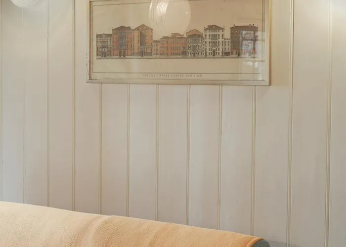 Melusina Rialto Historical Center *