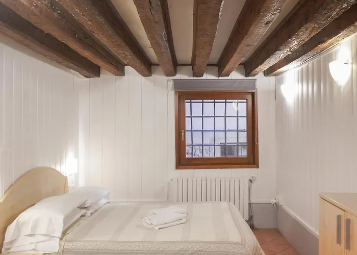 Melusina Rialto Historical Center *