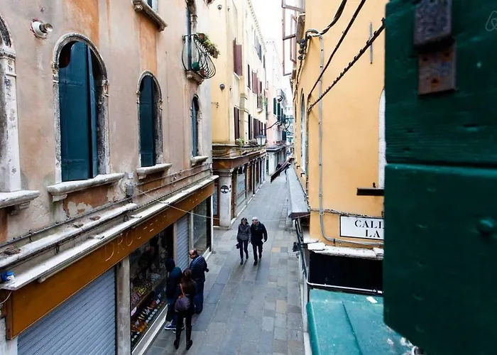 Melusina Rialto Historical Center Apartamento *