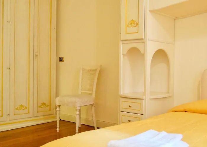 Melusina Rialto Historical Center