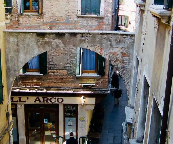 Melusina Rialto Historical Center Apartamento