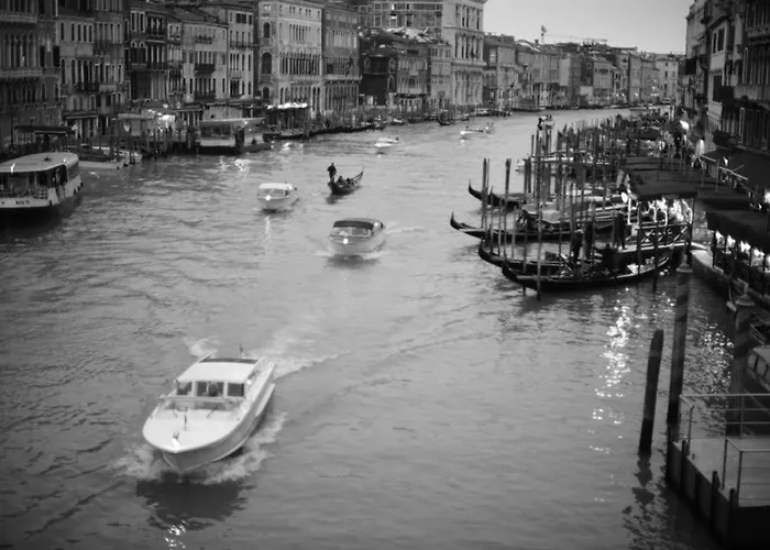 Melusina Rialto Historical Center